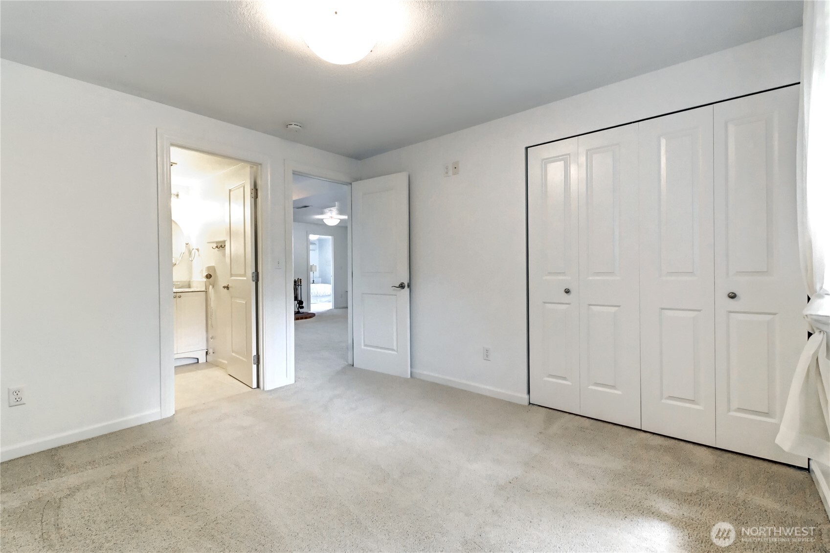 9315 36th Avenue Property Photo 19