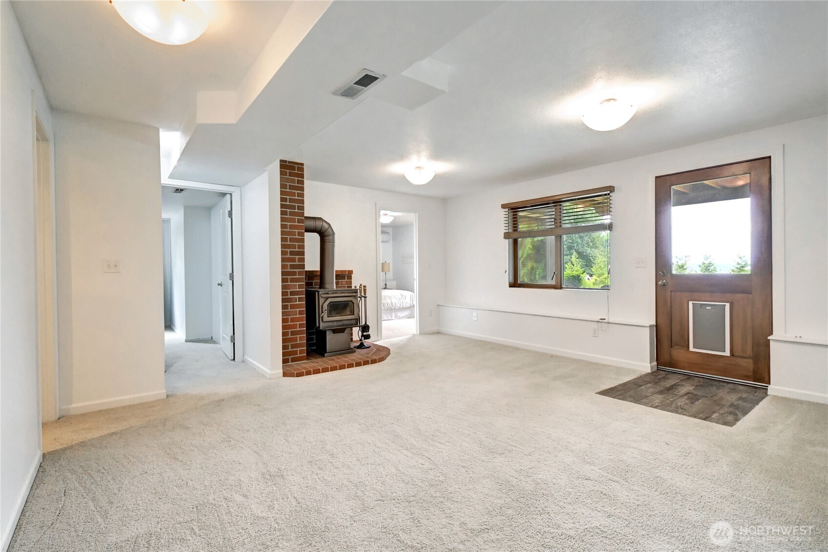 9315 36th Avenue Property Photo 24