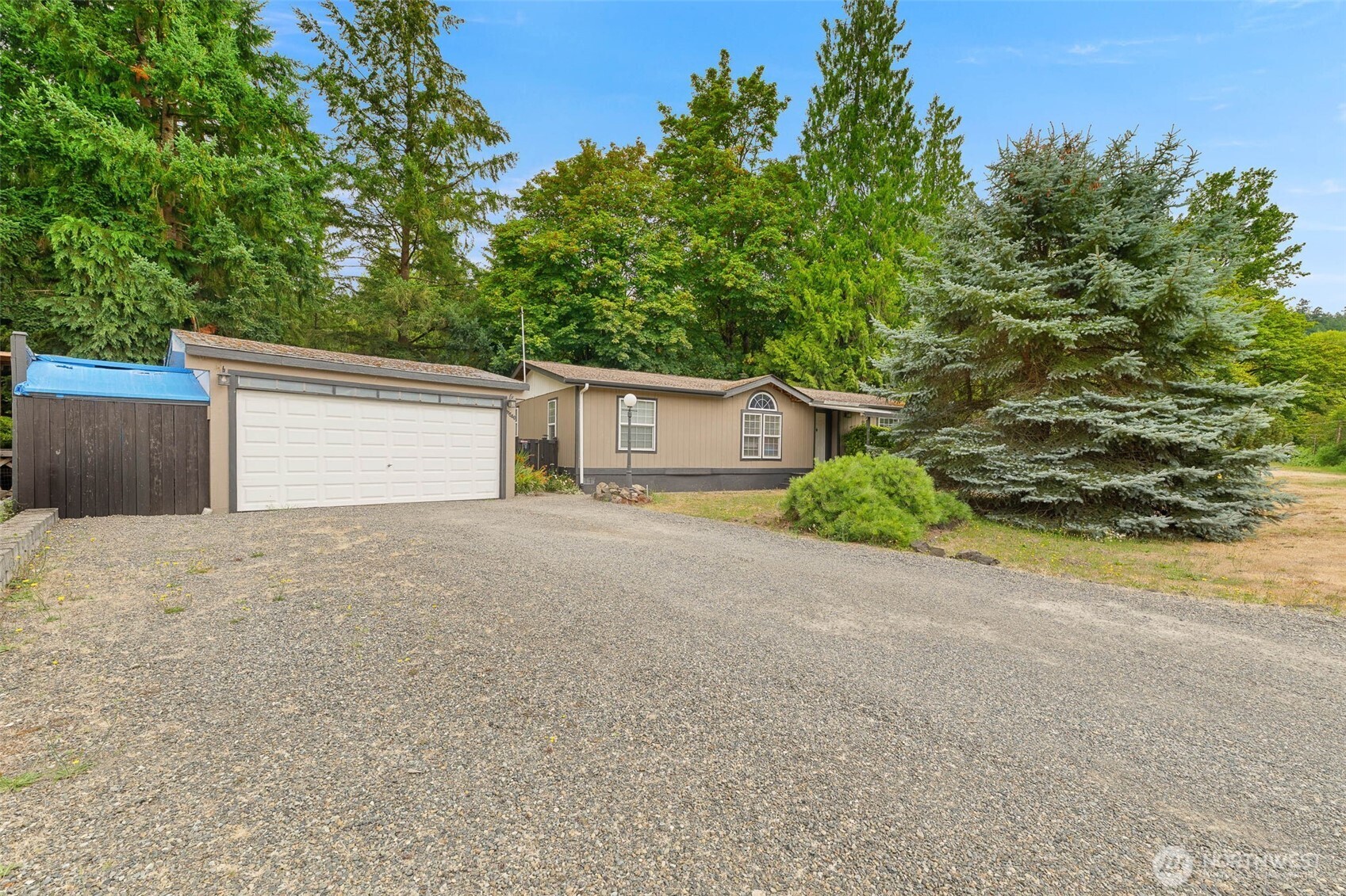 11540 6th Avenue Property Photo 1