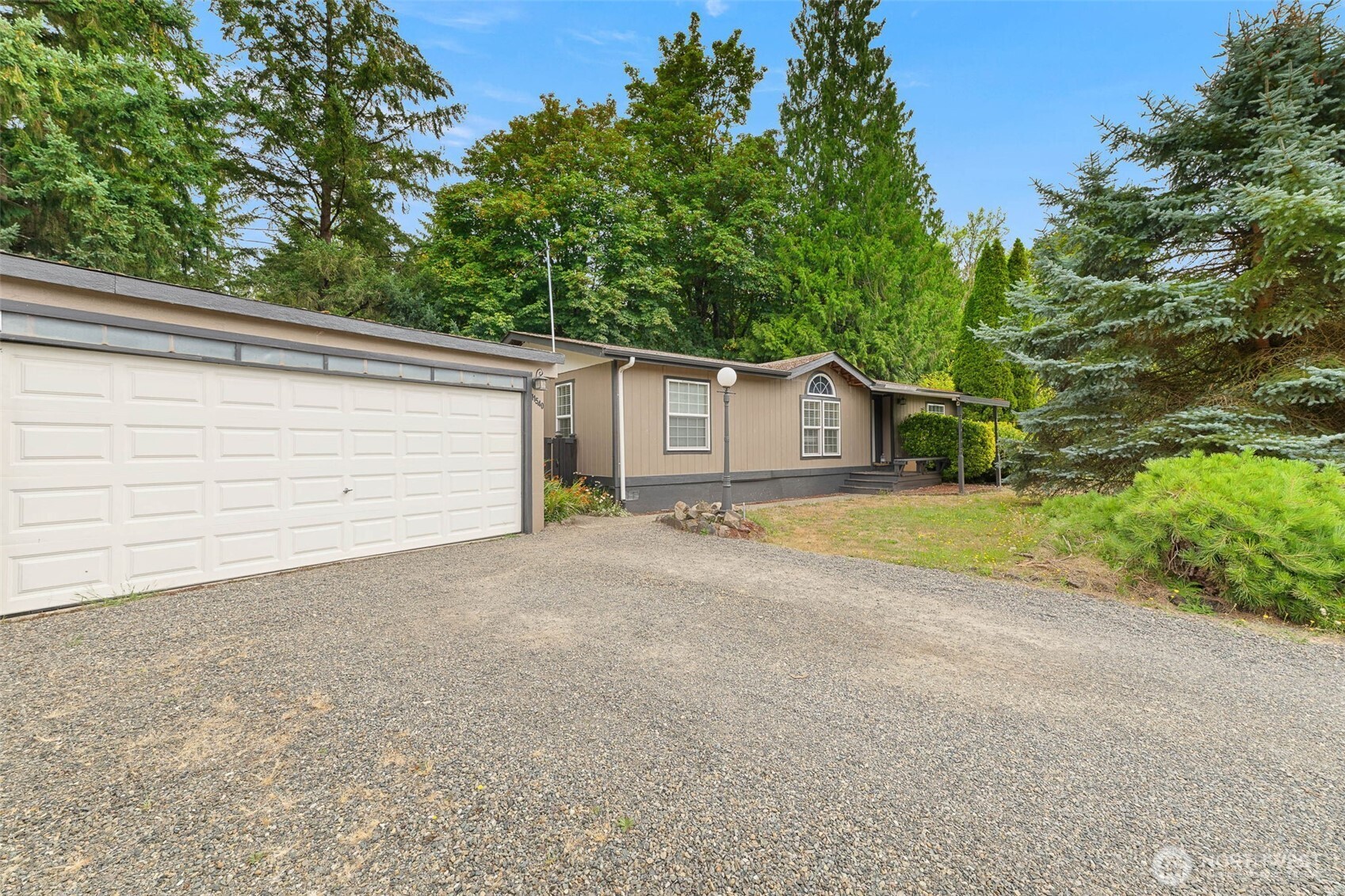 11540 6th Avenue Property Photo 2