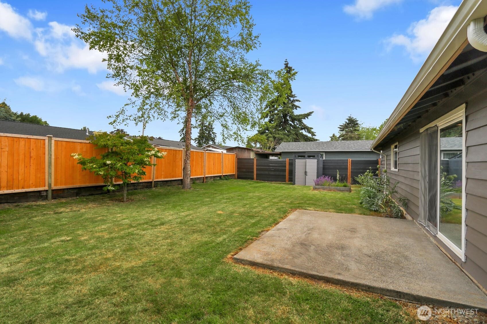 24415 14th Avenue Property Photo 3