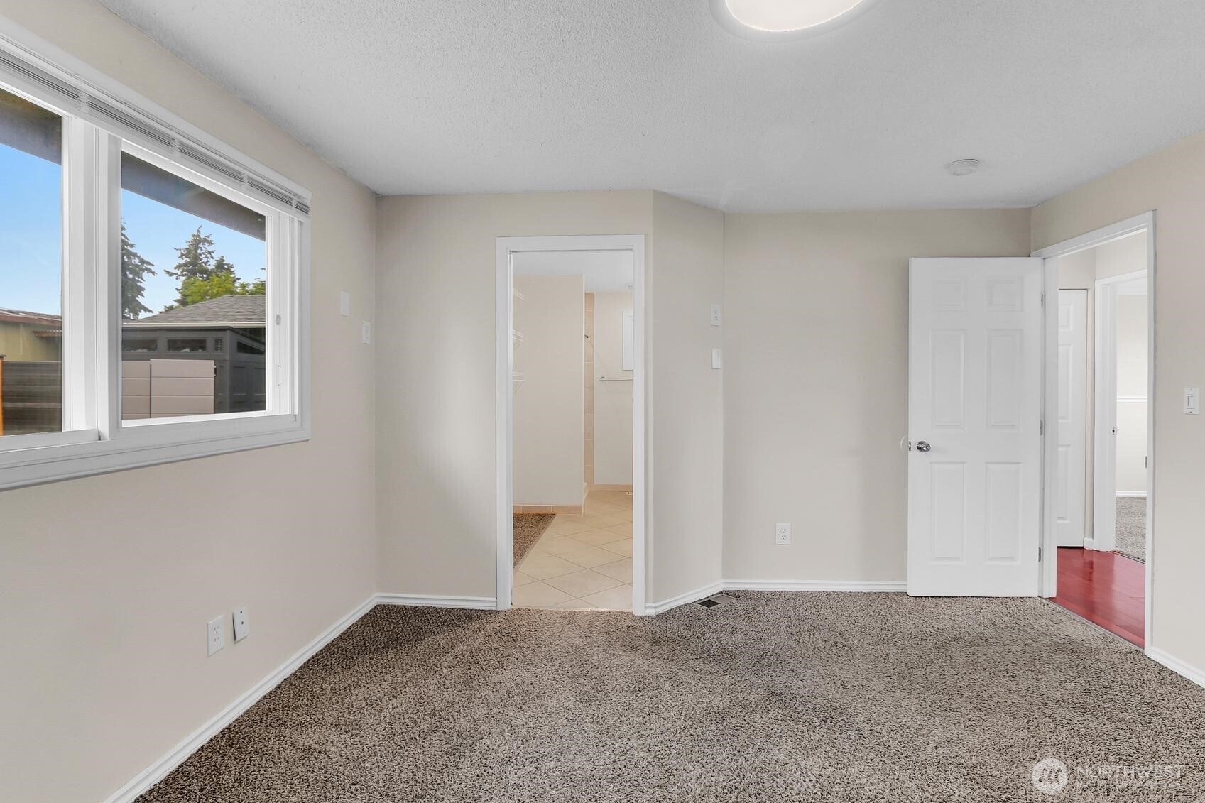 24415 14th Avenue Property Photo 10