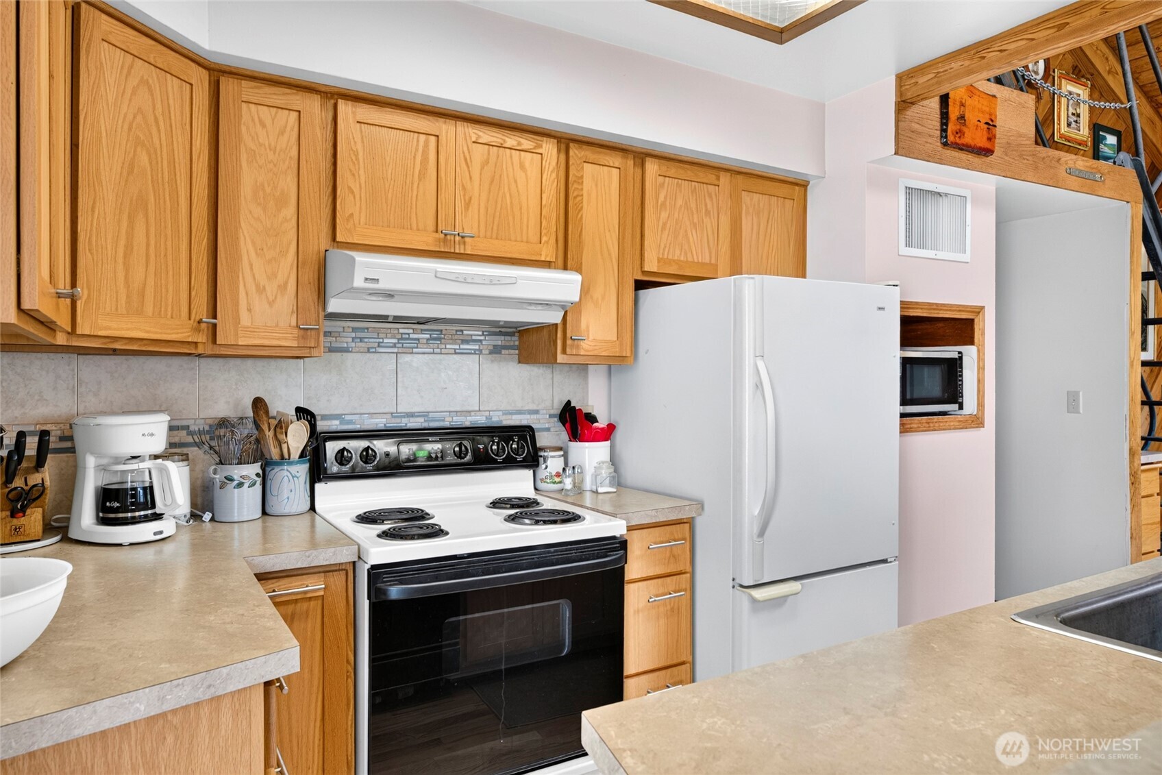 1907 194th Street Property Photo 7