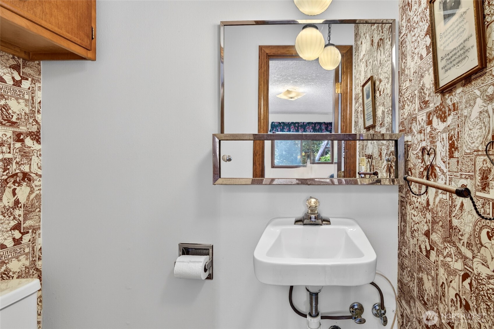 1907 194th Street Property Photo 10