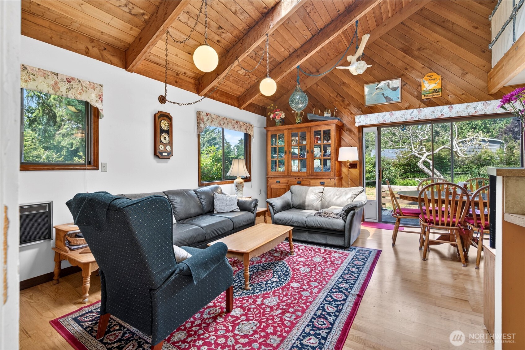 1907 194th Street Property Photo 15