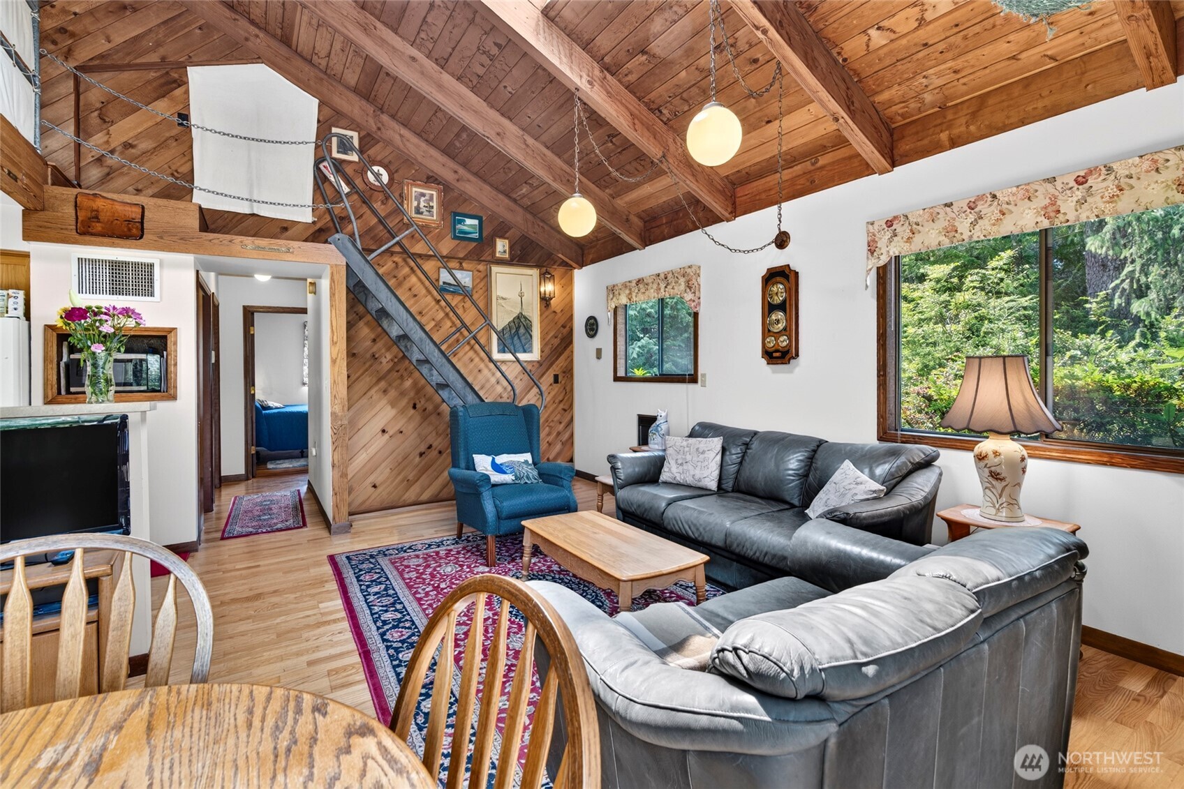 1907 194th Street Property Photo 18