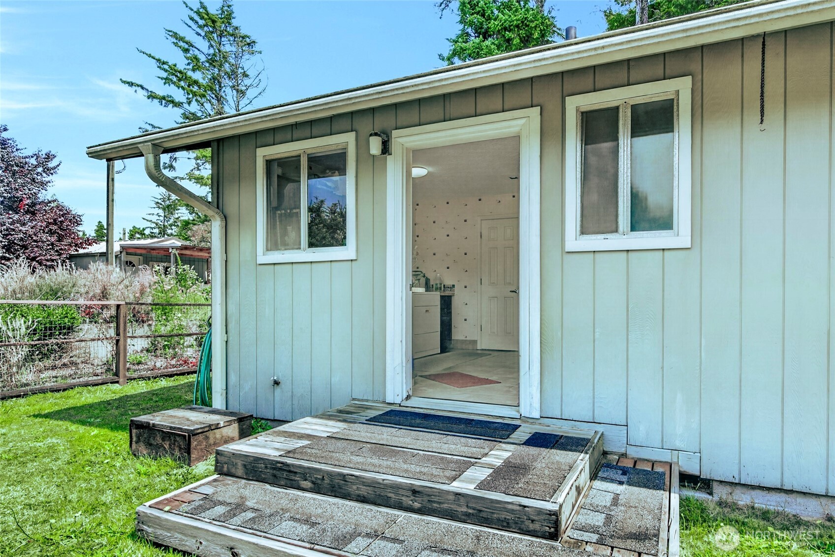 1907 194th Street Property Photo 25