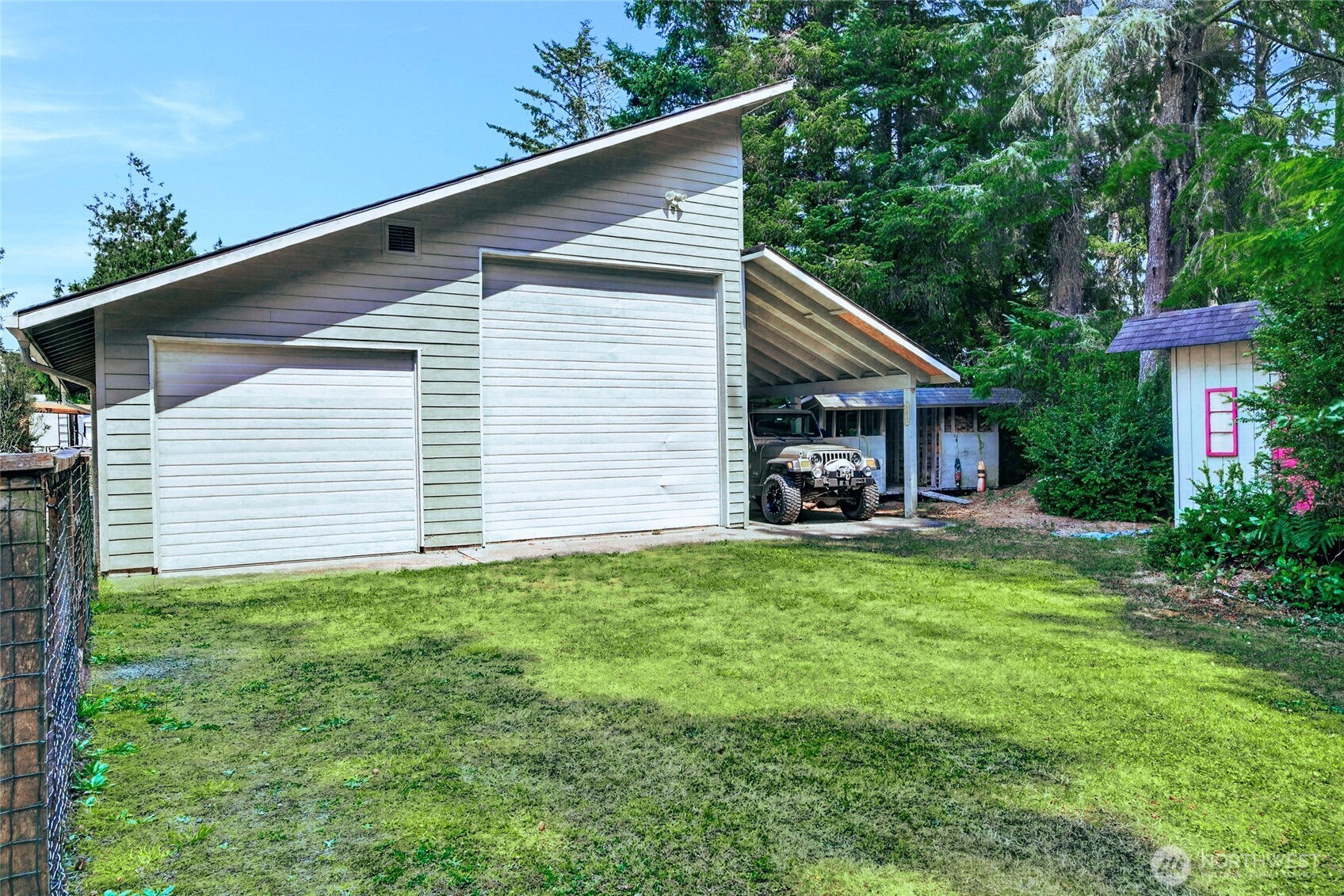 1907 194th Street Property Photo 29
