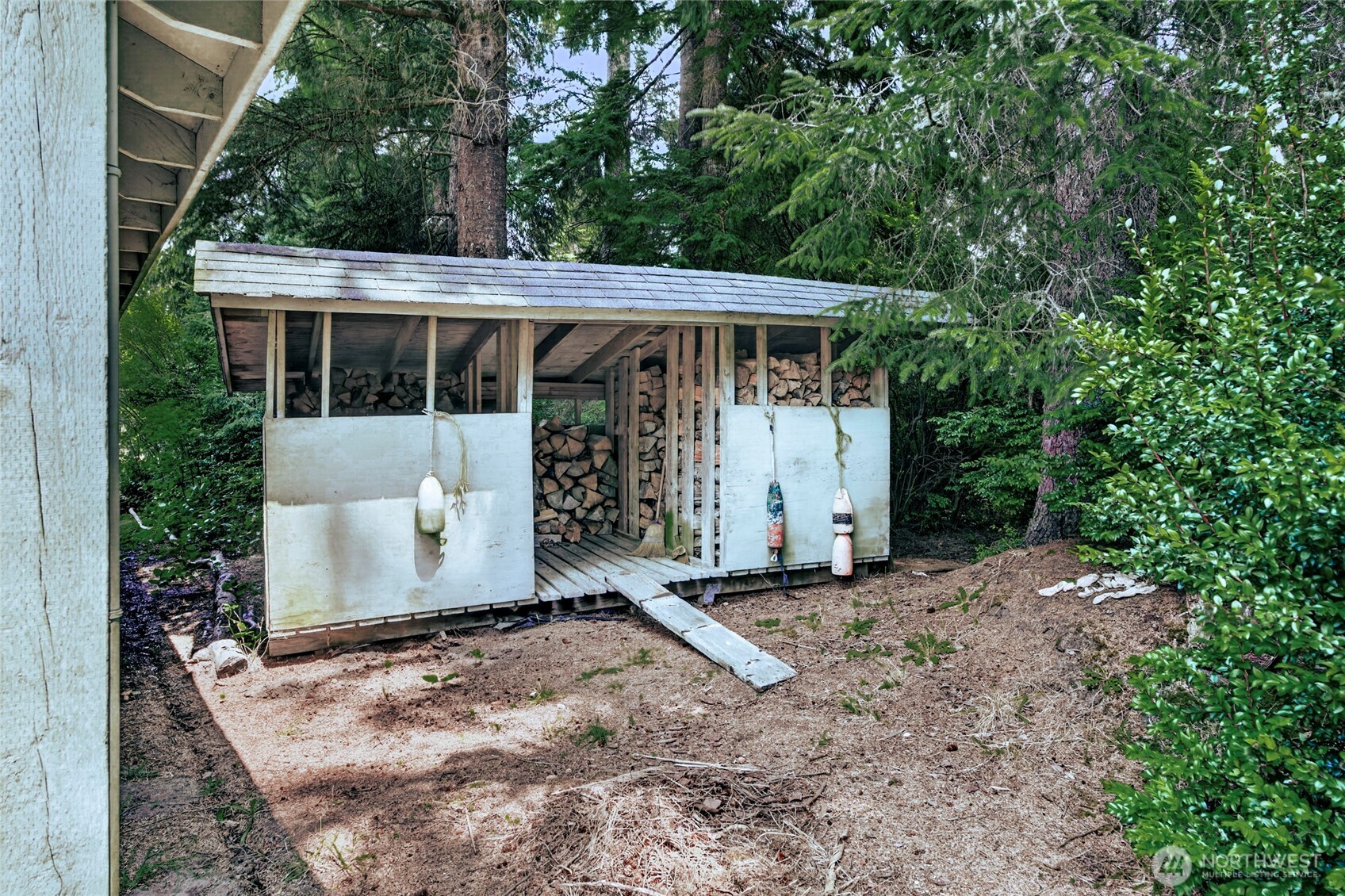 1907 194th Street Property Photo 32