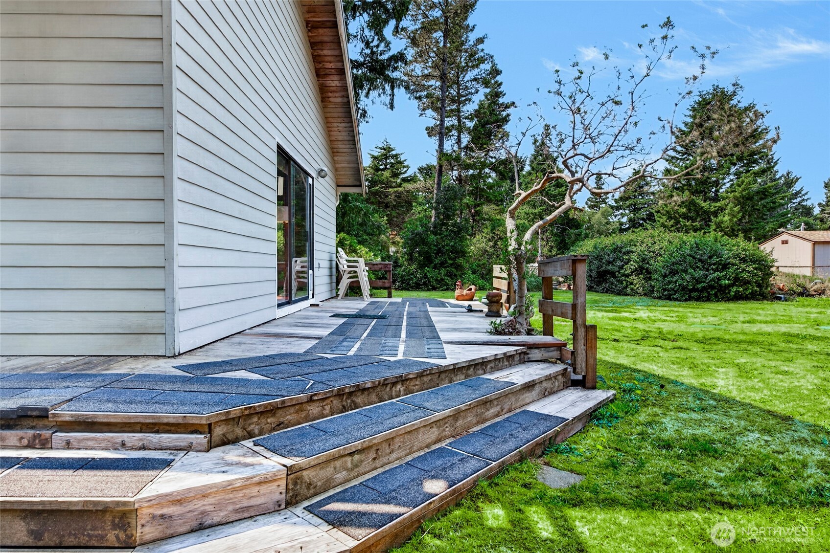 1907 194th Street Property Photo 33
