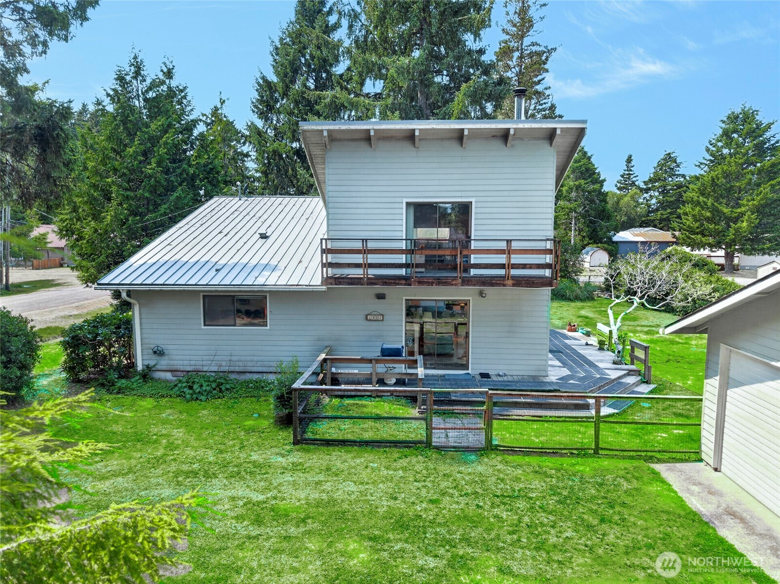 1907 194th Street Property Photo 35