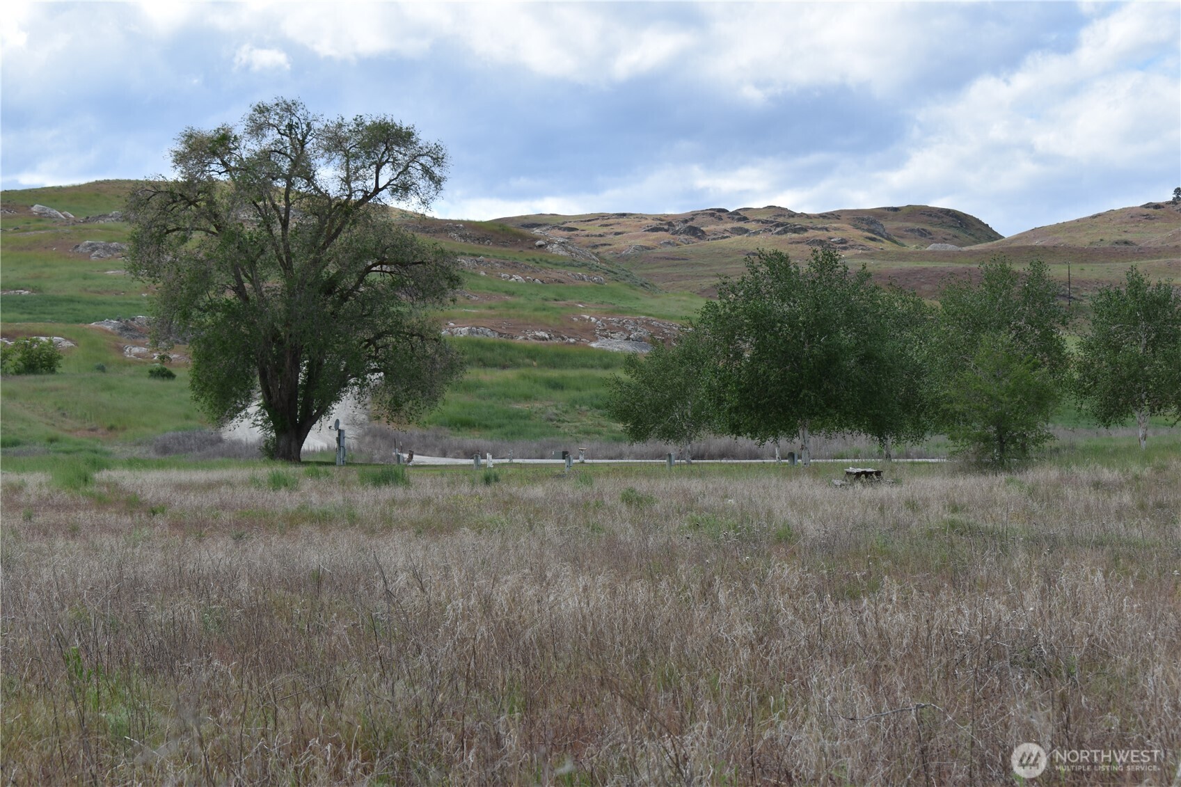 0 Xx Old Highway 97 Property Photo 28