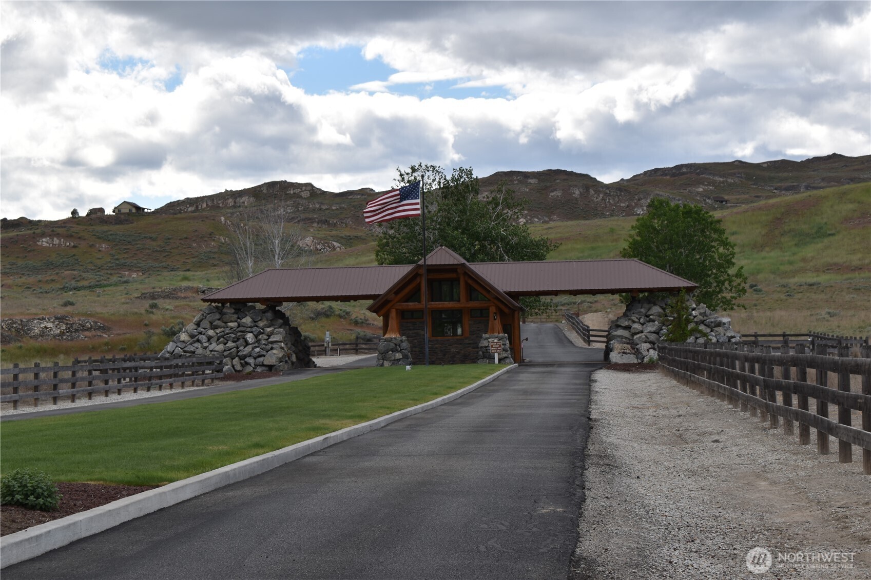 0 Xx Old Highway 97 Property Photo 35