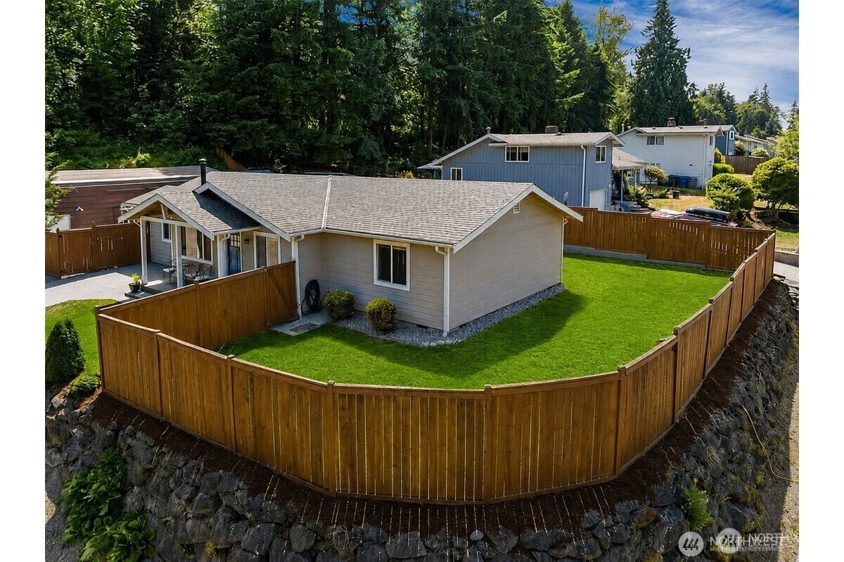 12117 179th Avenue Property Photo 26