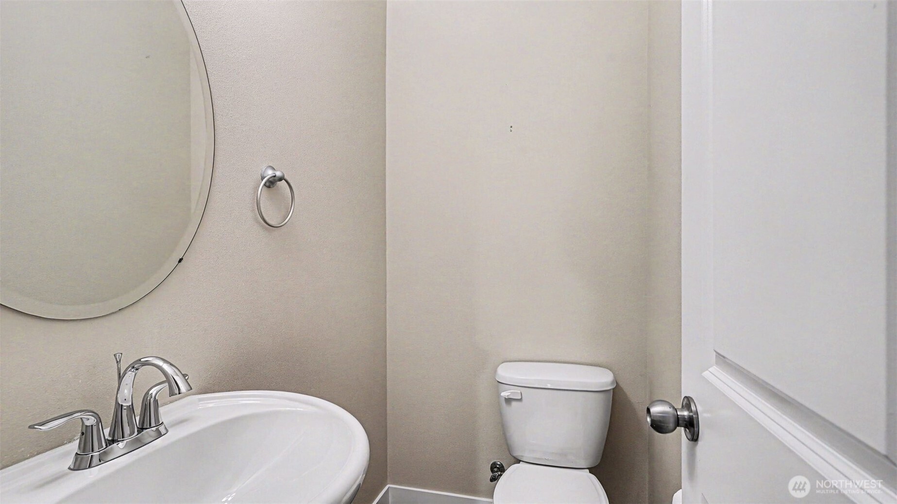 16533 2nd Park Property Photo 13