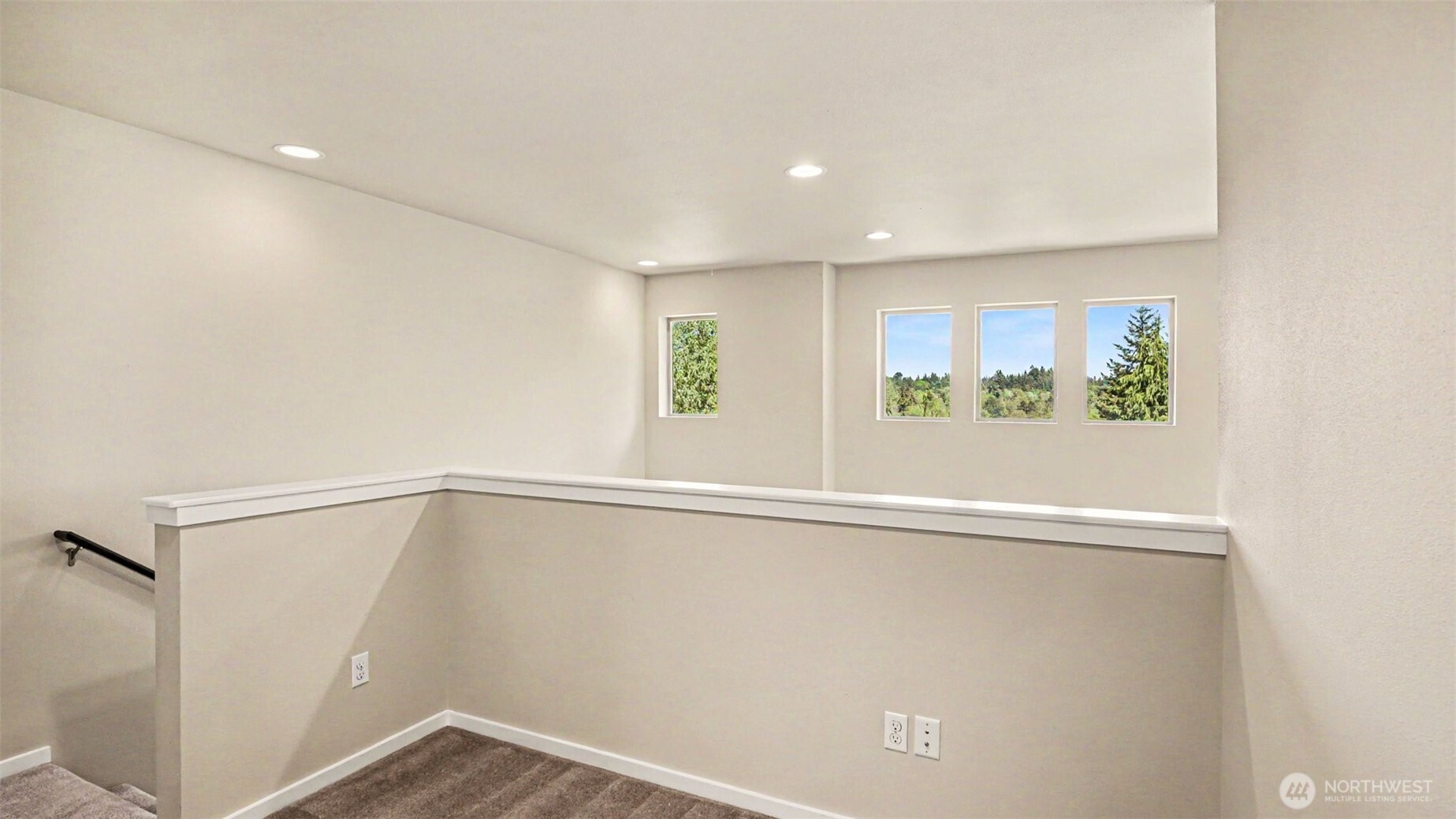 16533 2nd Park Property Photo 14