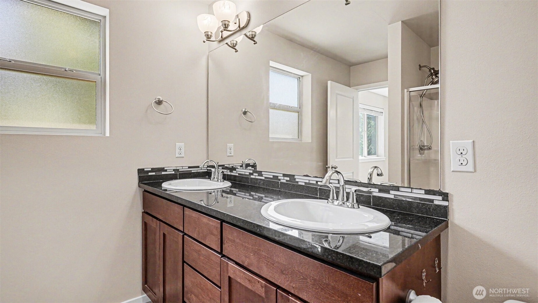 16533 2nd Park Property Photo 15