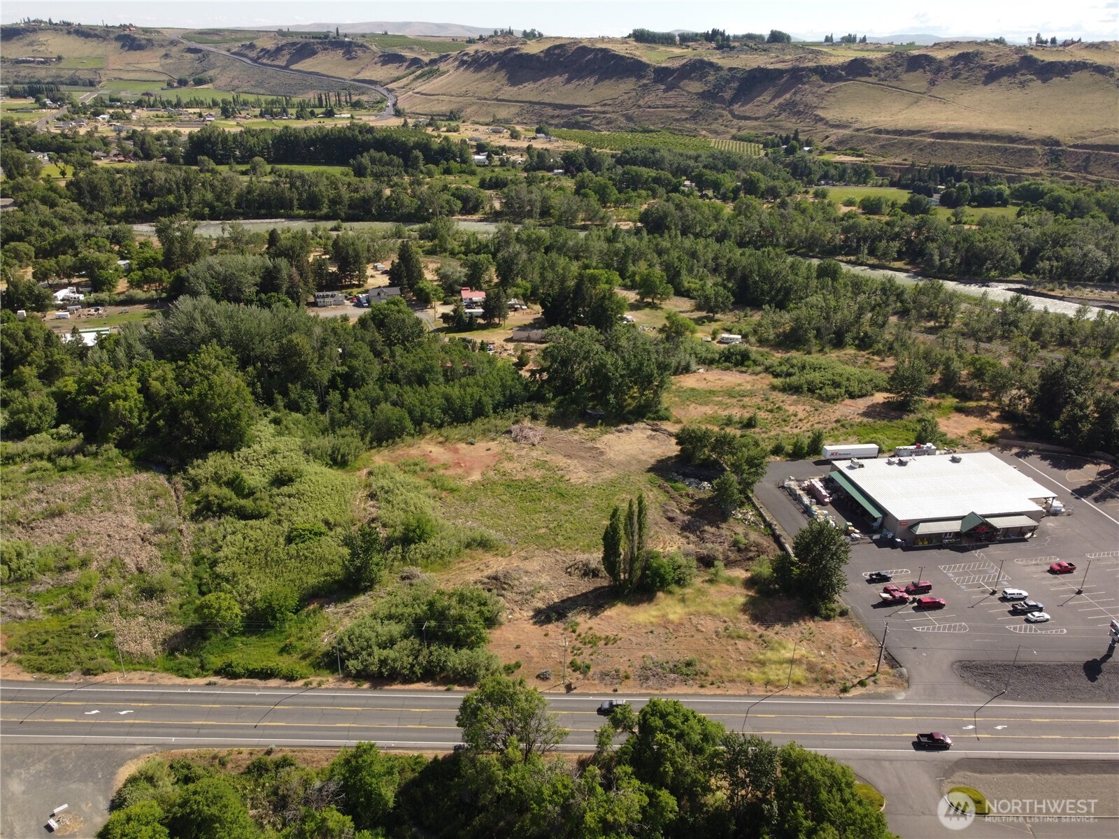 10812 Highway 12 Property Photo 4