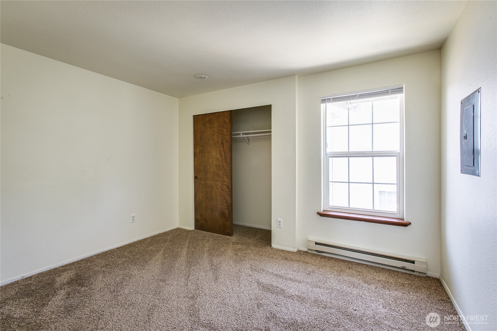 2340 Main Street Property Photo 14