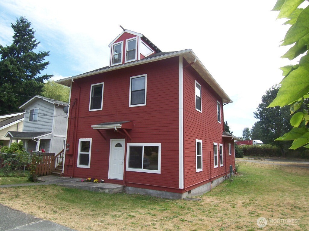 805 S Donovan Street Property Photo 1
