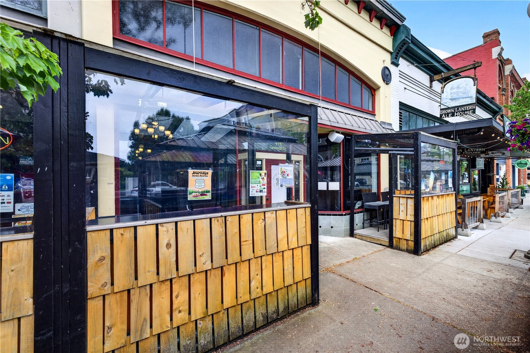 414 Commercial Avenue Property Photo 2