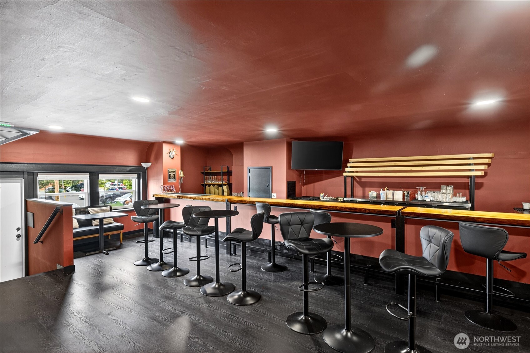 414 Commercial Avenue Property Photo 17