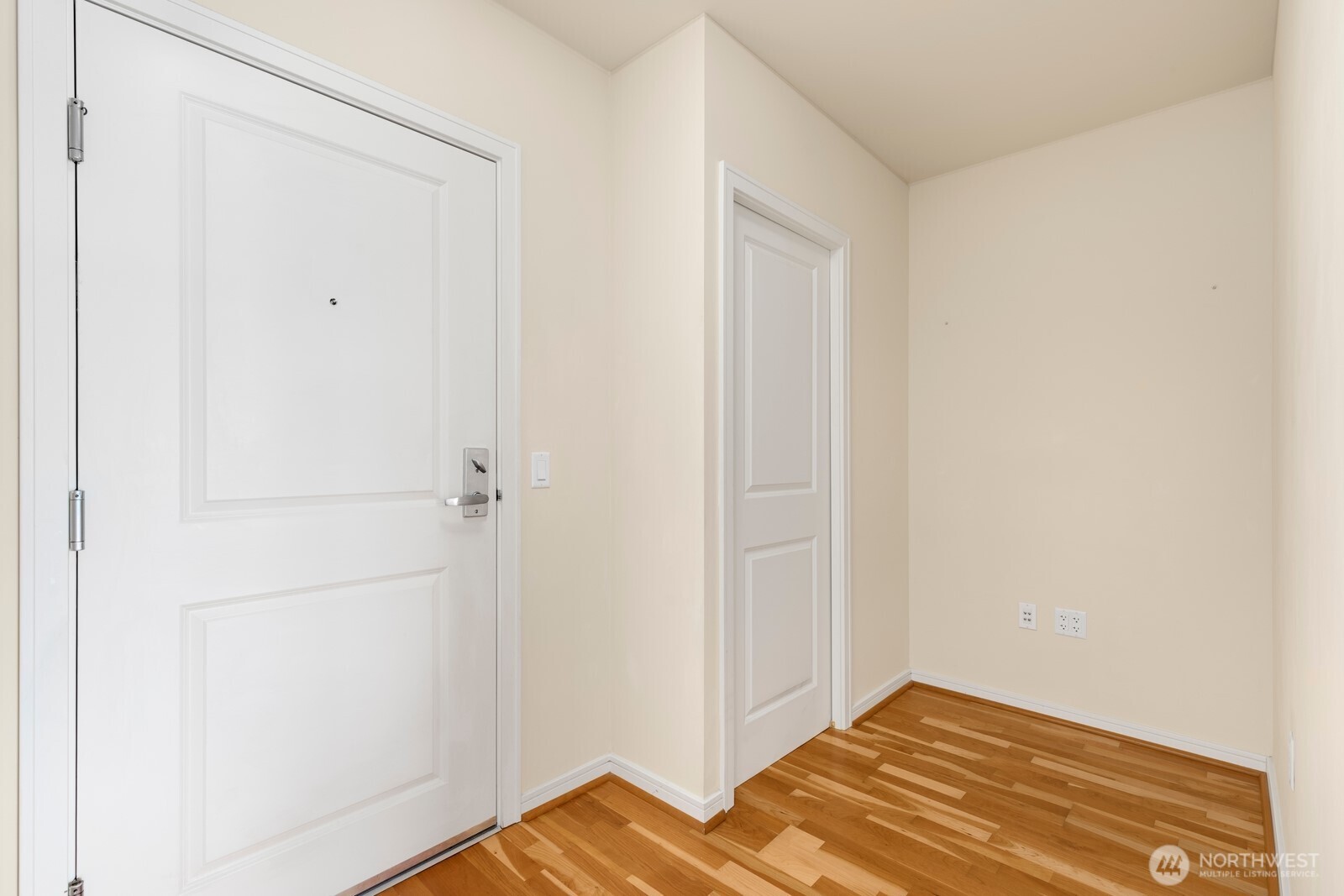 819 Virginia Street 2606 Property Photo 14
