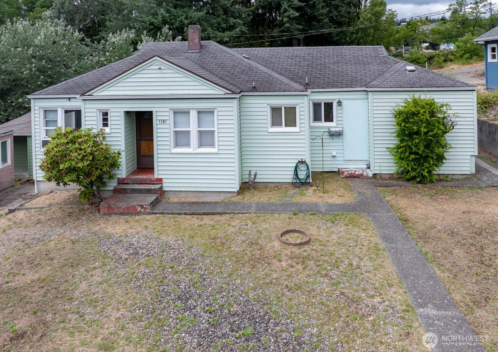 1121 Dill Way Property Photo 1