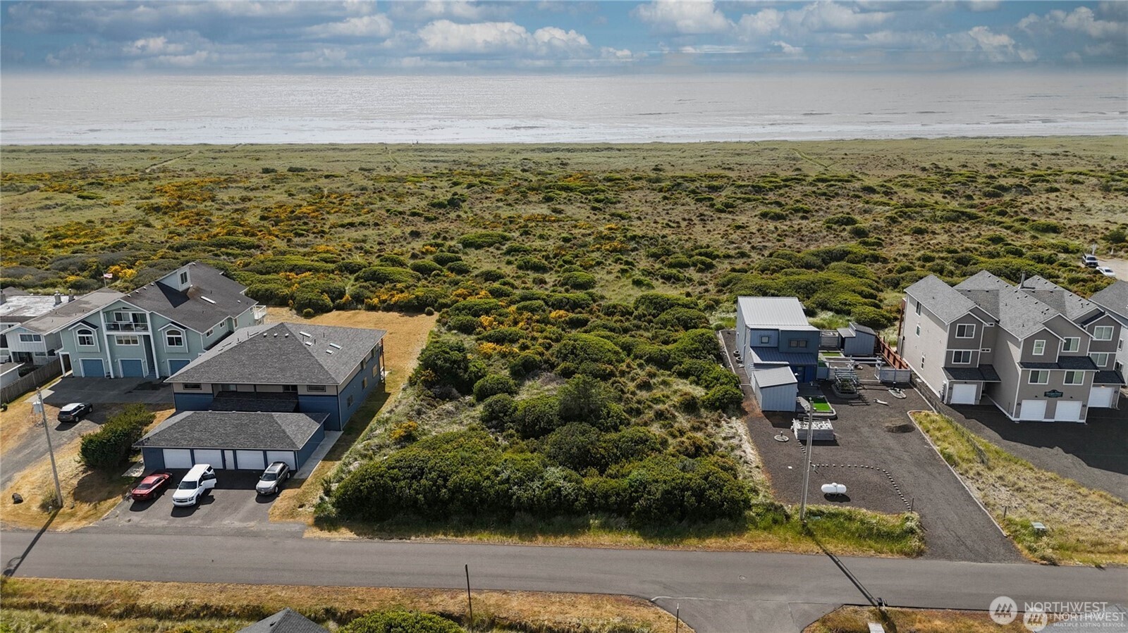 1017 S Sand Dune Ave Property Photo 1