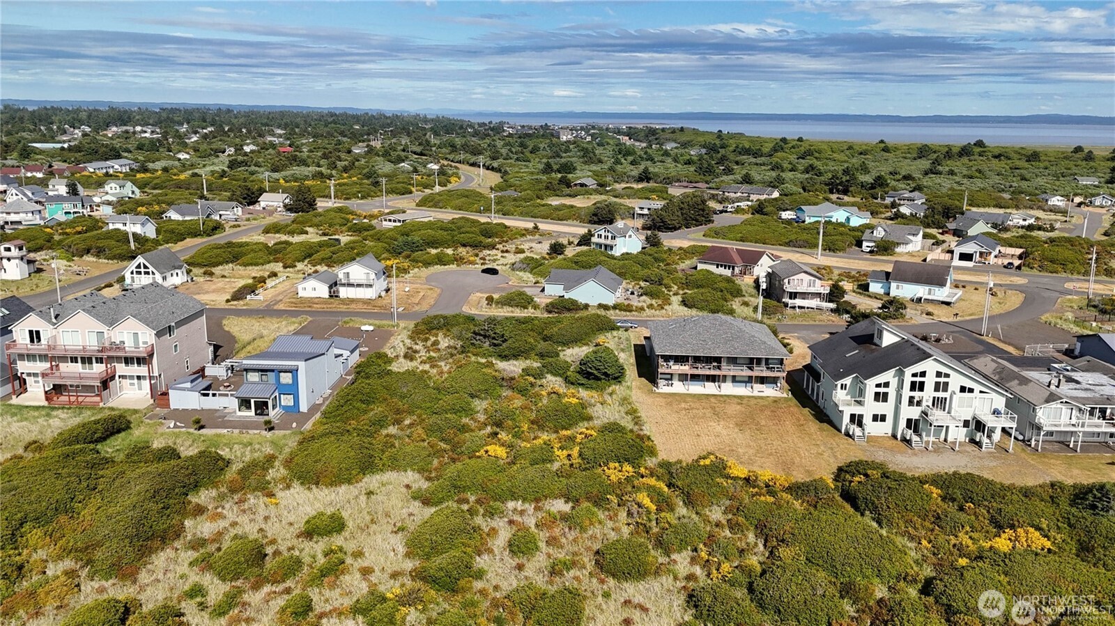 1017 S Sand Dune Ave Property Photo 8
