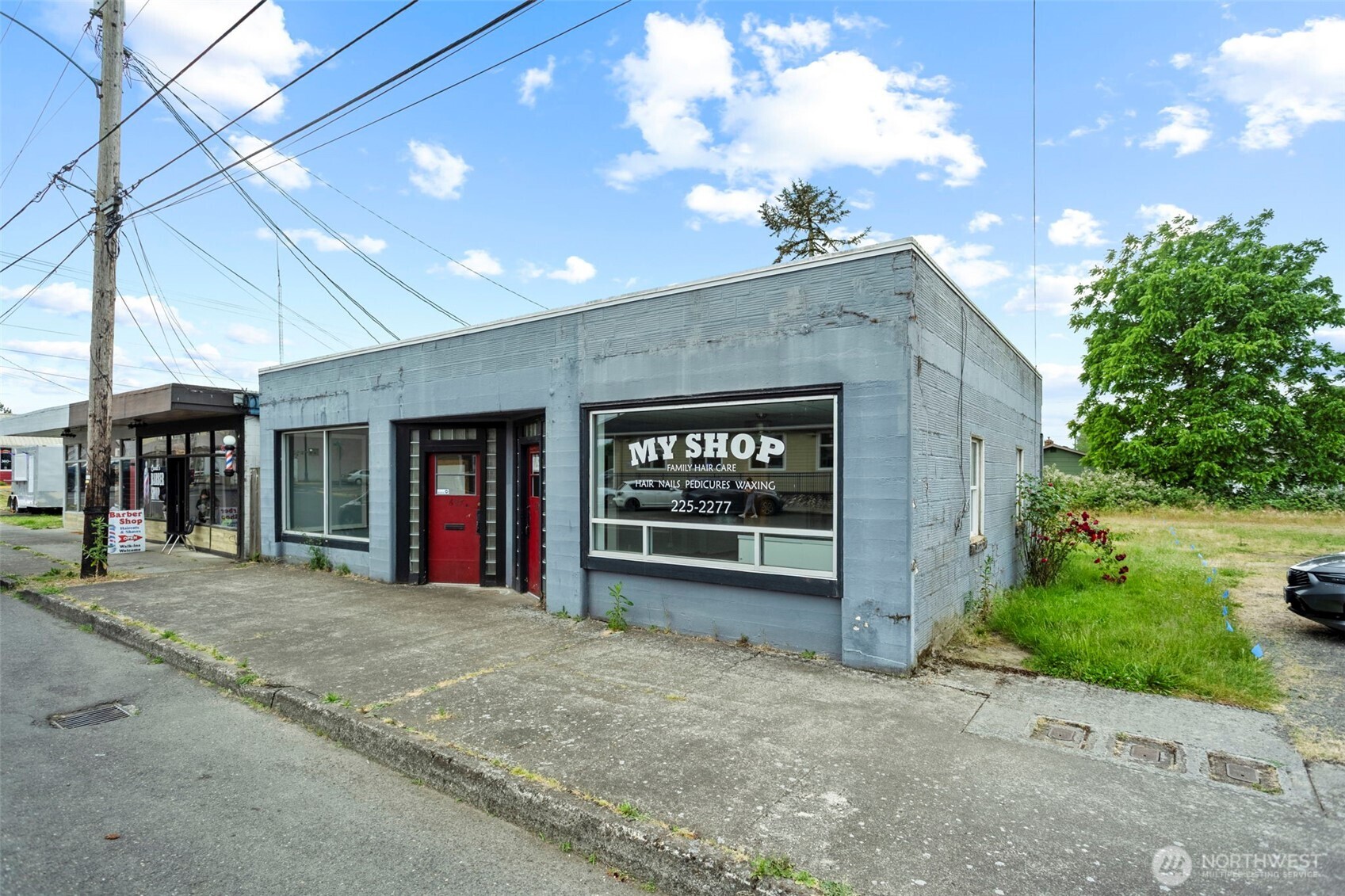629 Park Street Property Photo 4