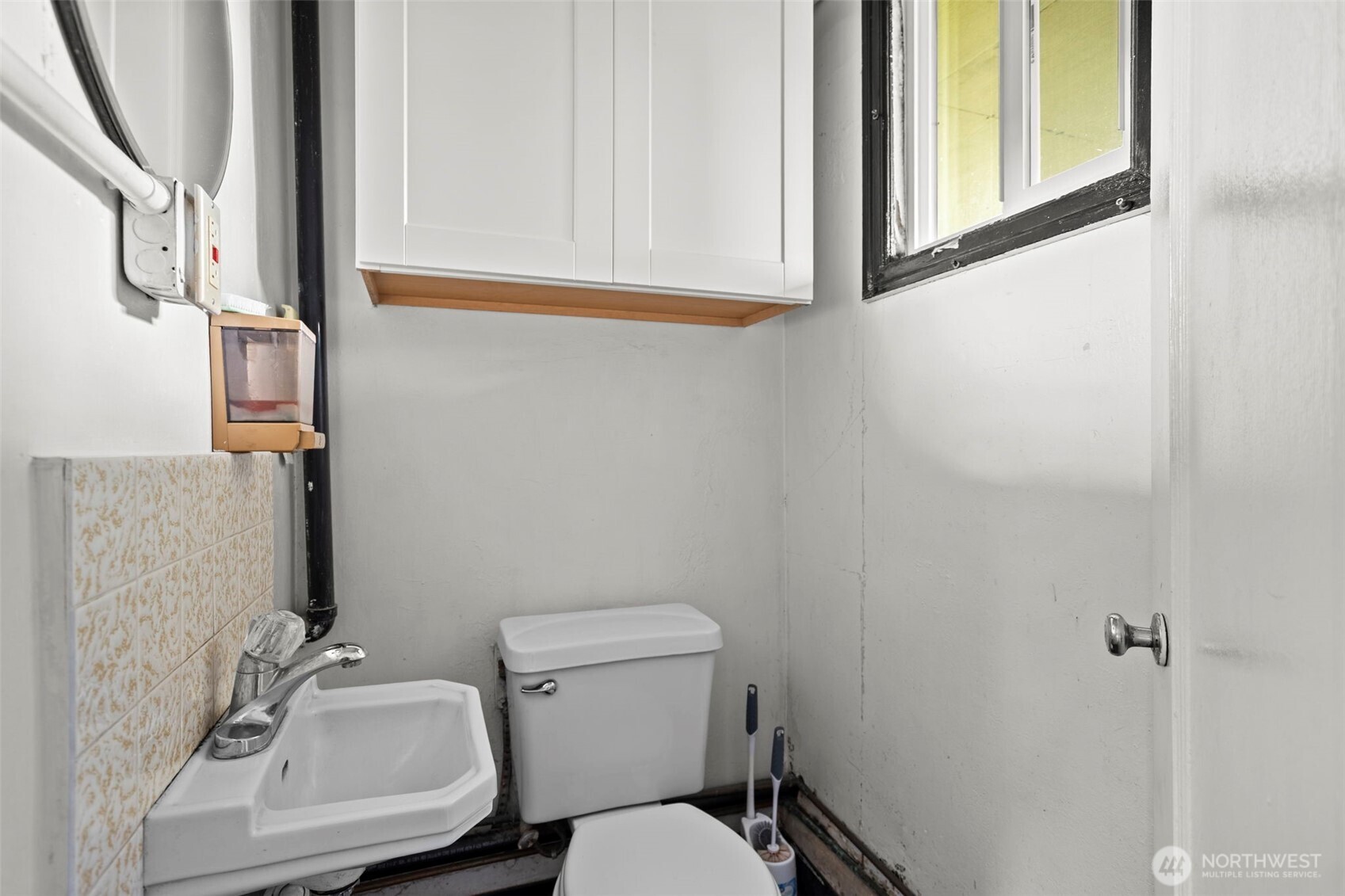 629 Park Street Property Photo 14