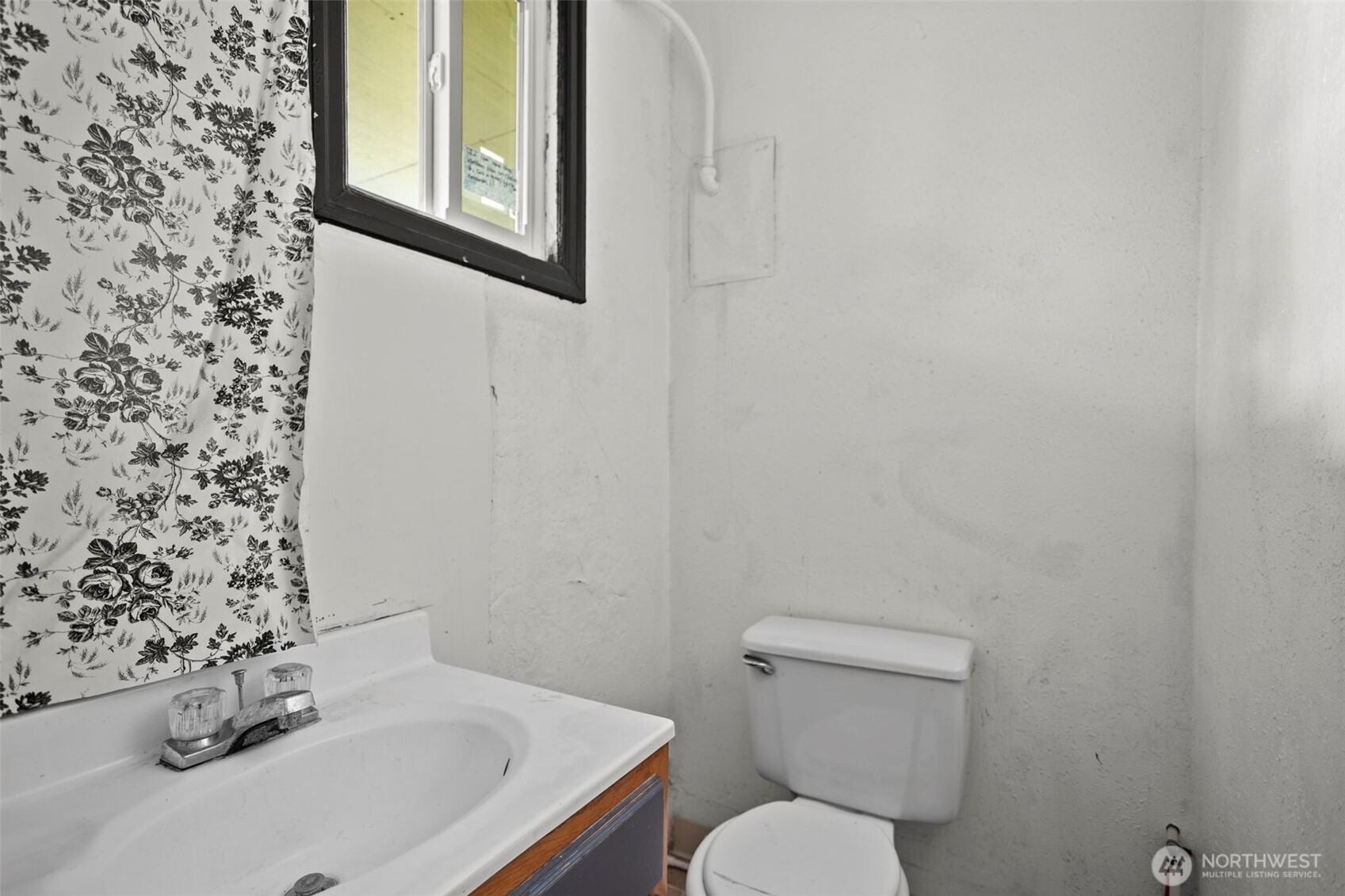 629 Park Street Property Photo 25