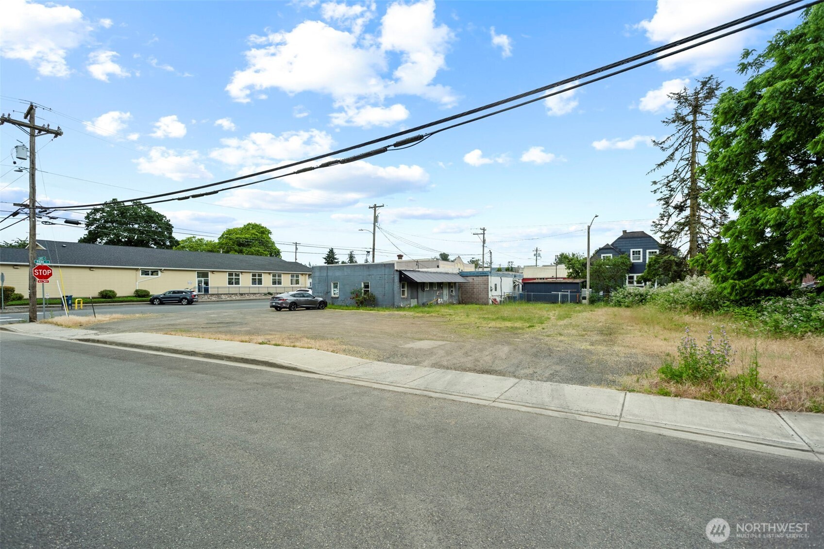 629 Park Street Property Photo 27