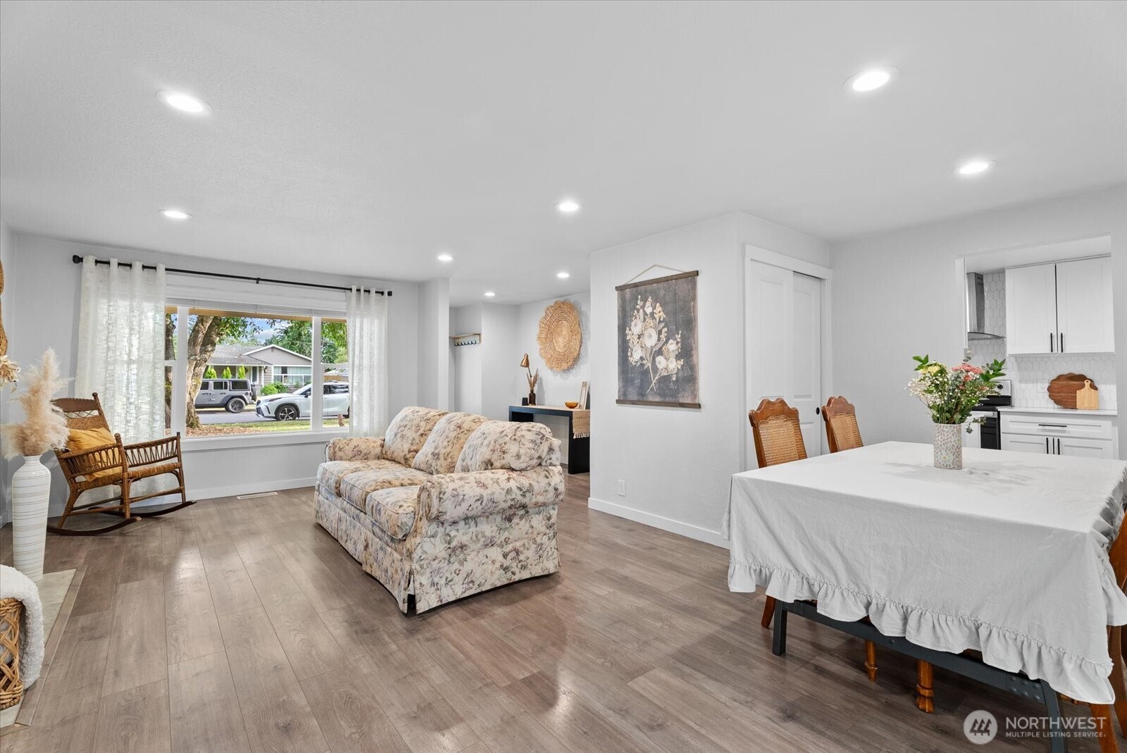 1235 23rd Street Property Photo 7