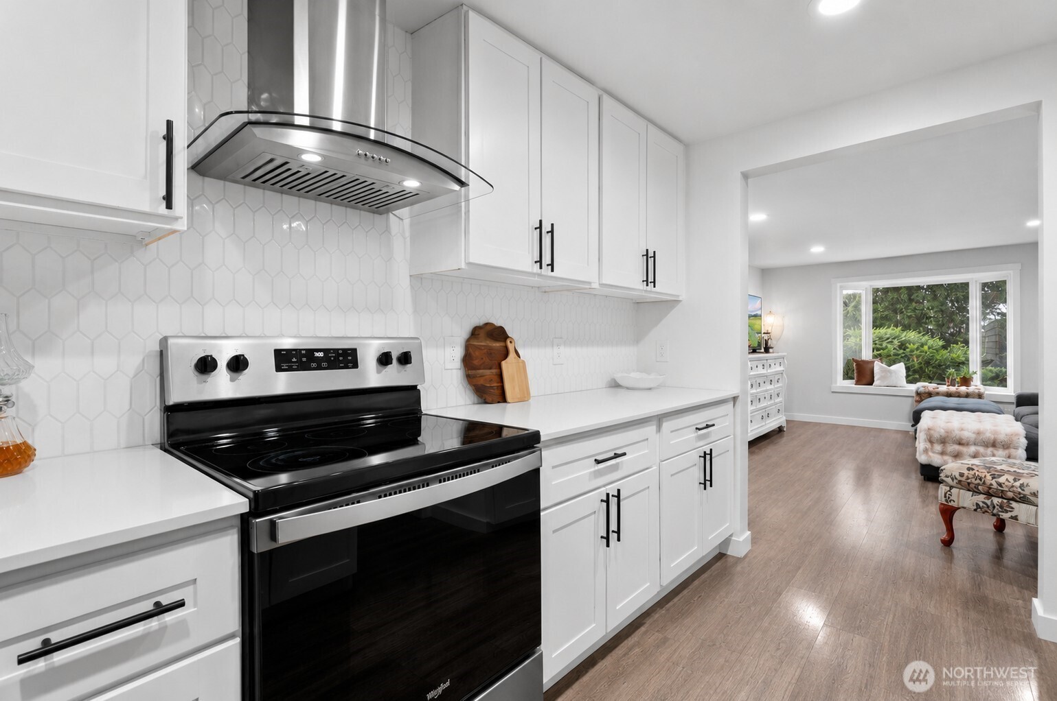 1235 23rd Street Property Photo 9