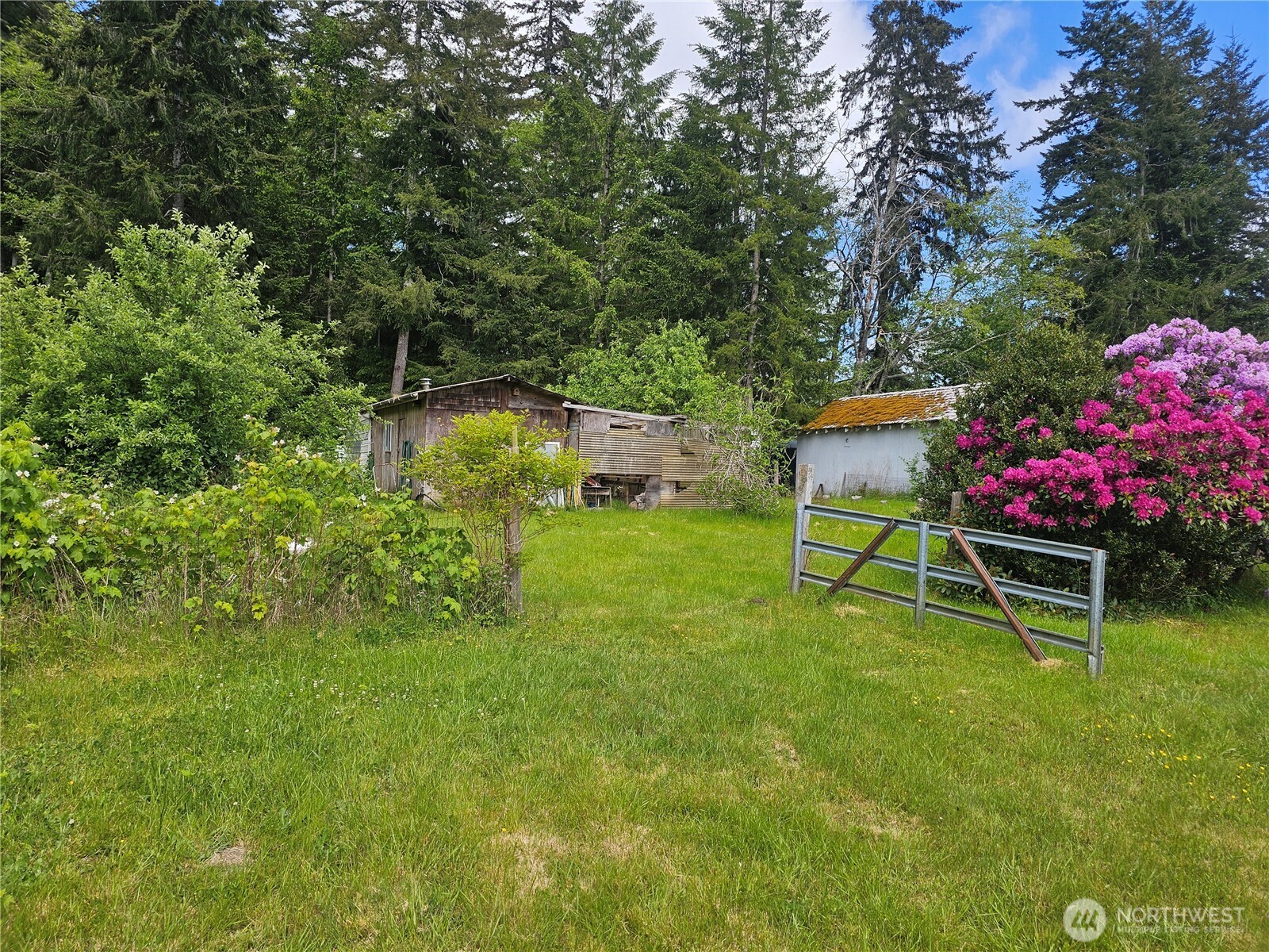 170 Bloedel Boulevard Property Photo 15