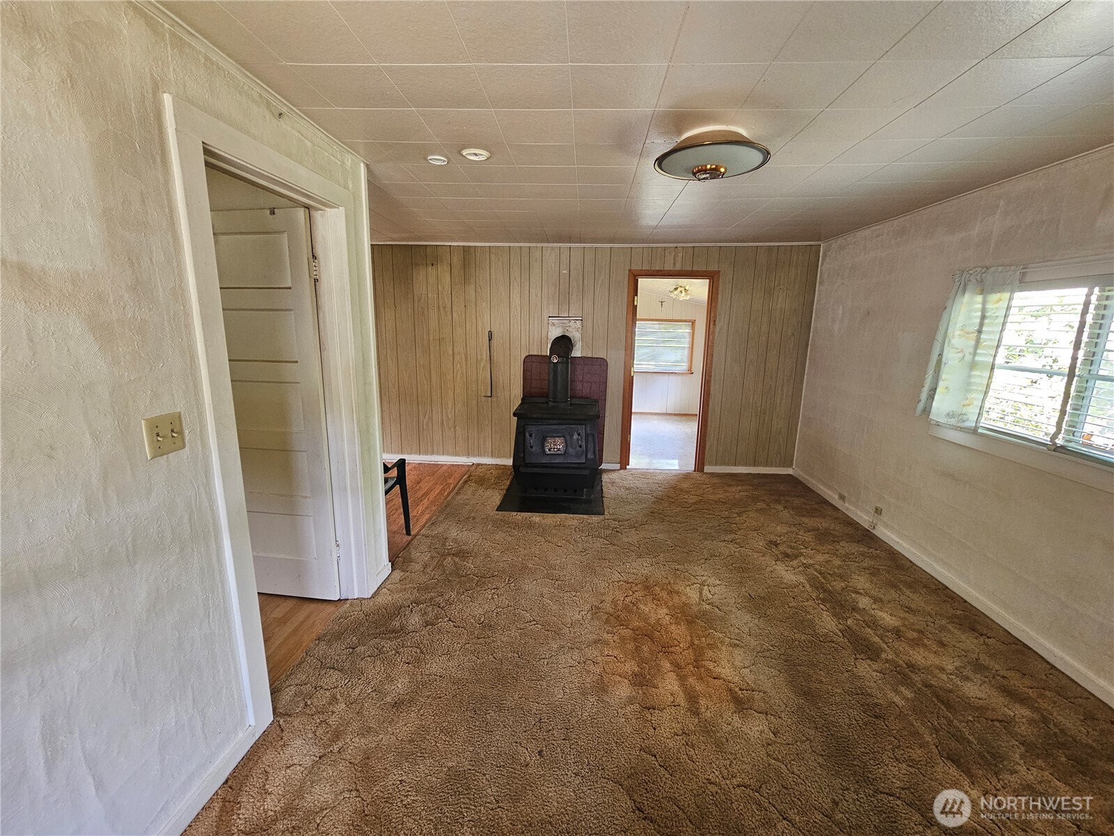 170 Bloedel Boulevard Property Photo 19