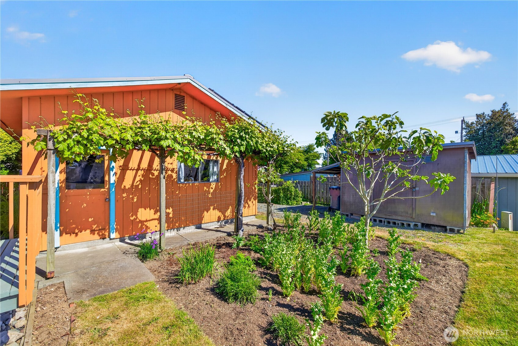 2009 11th Street Property Photo 4