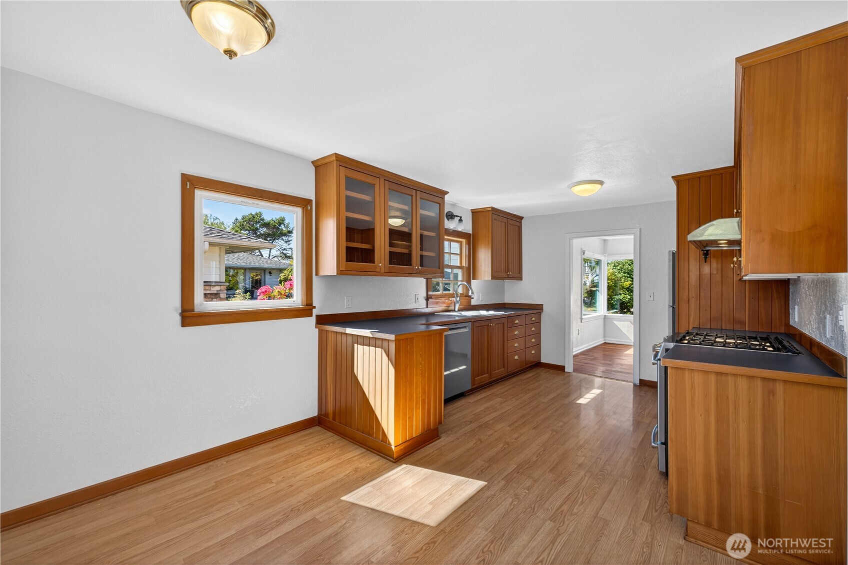 2009 11th Street Property Photo 9