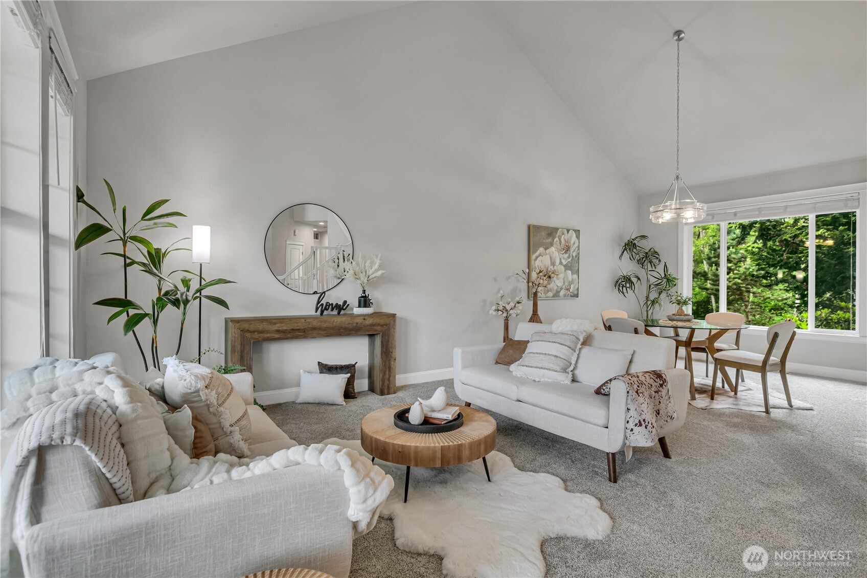 19220 5th Street Property Photo 5