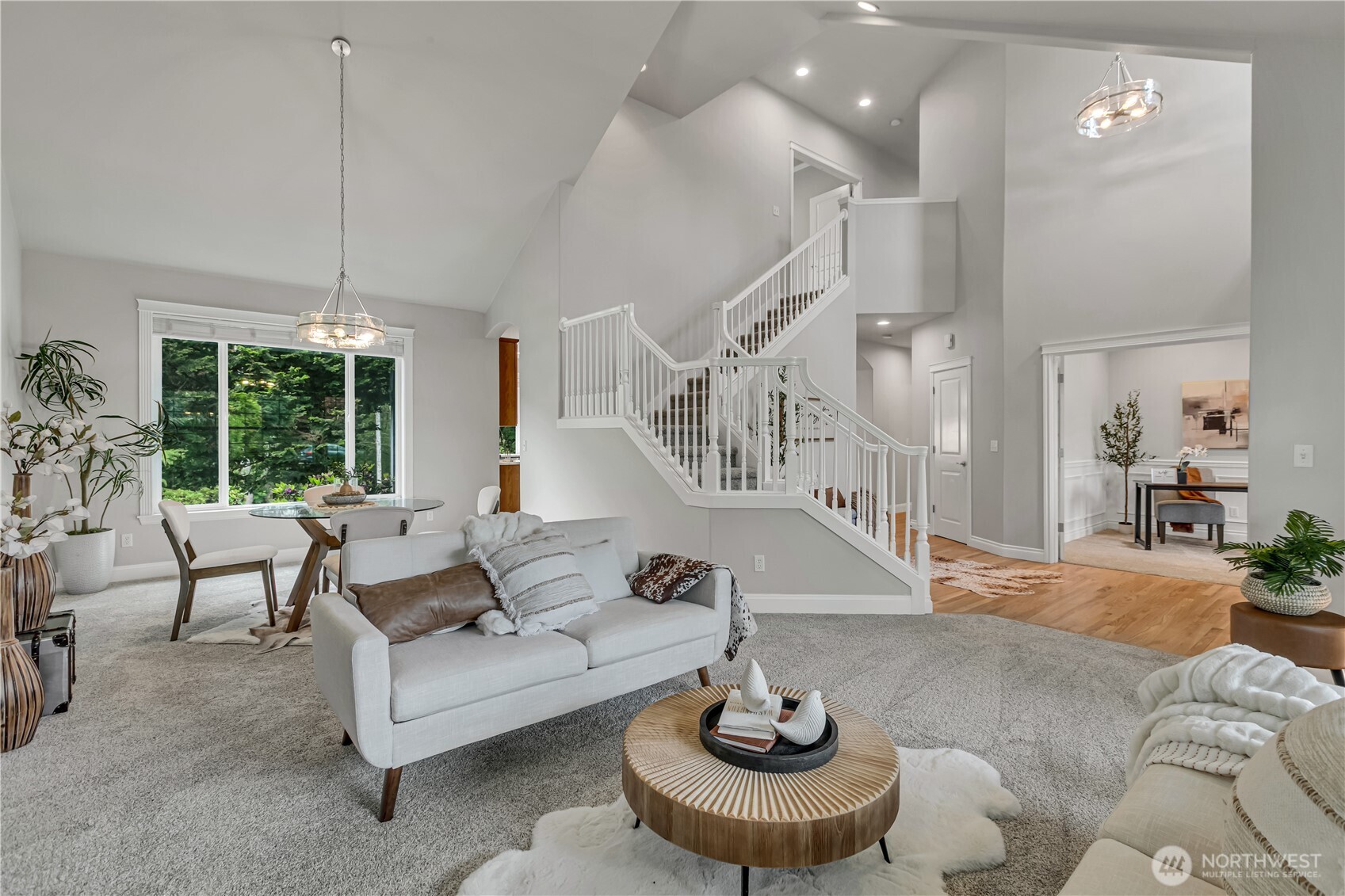 19220 5th Street Property Photo 6
