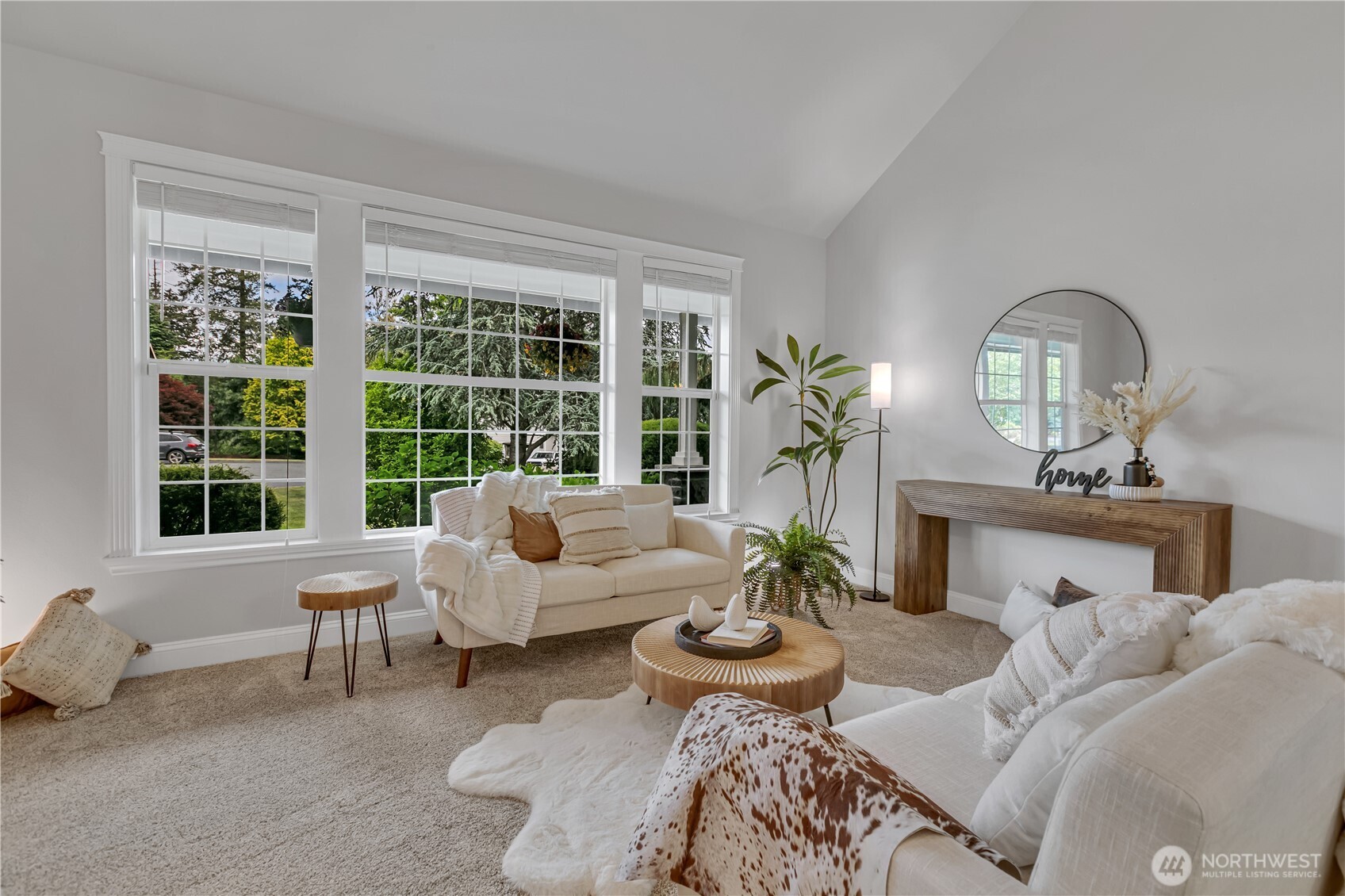 19220 5th Street Property Photo 7