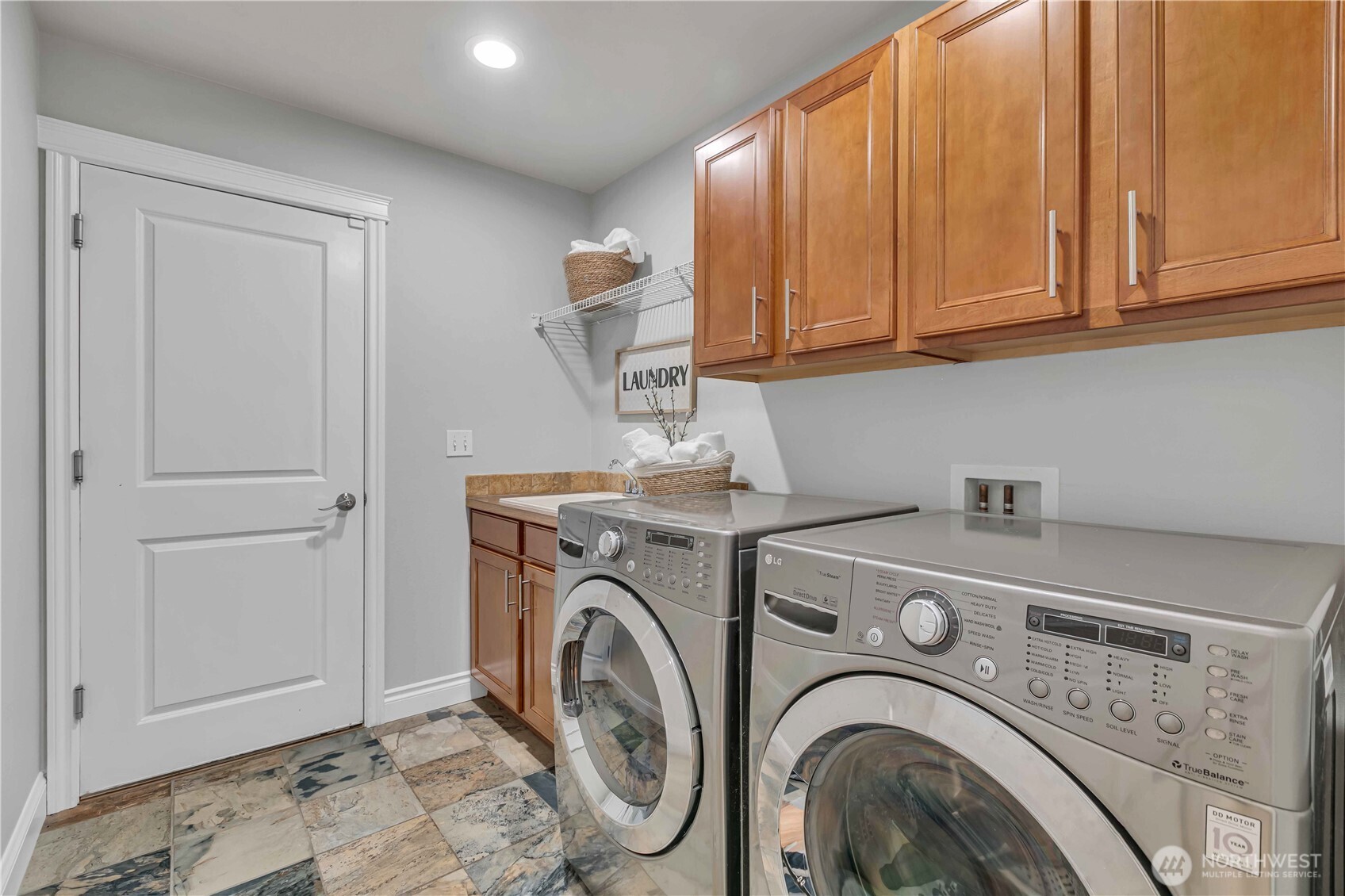 19220 5th Street Property Photo 19