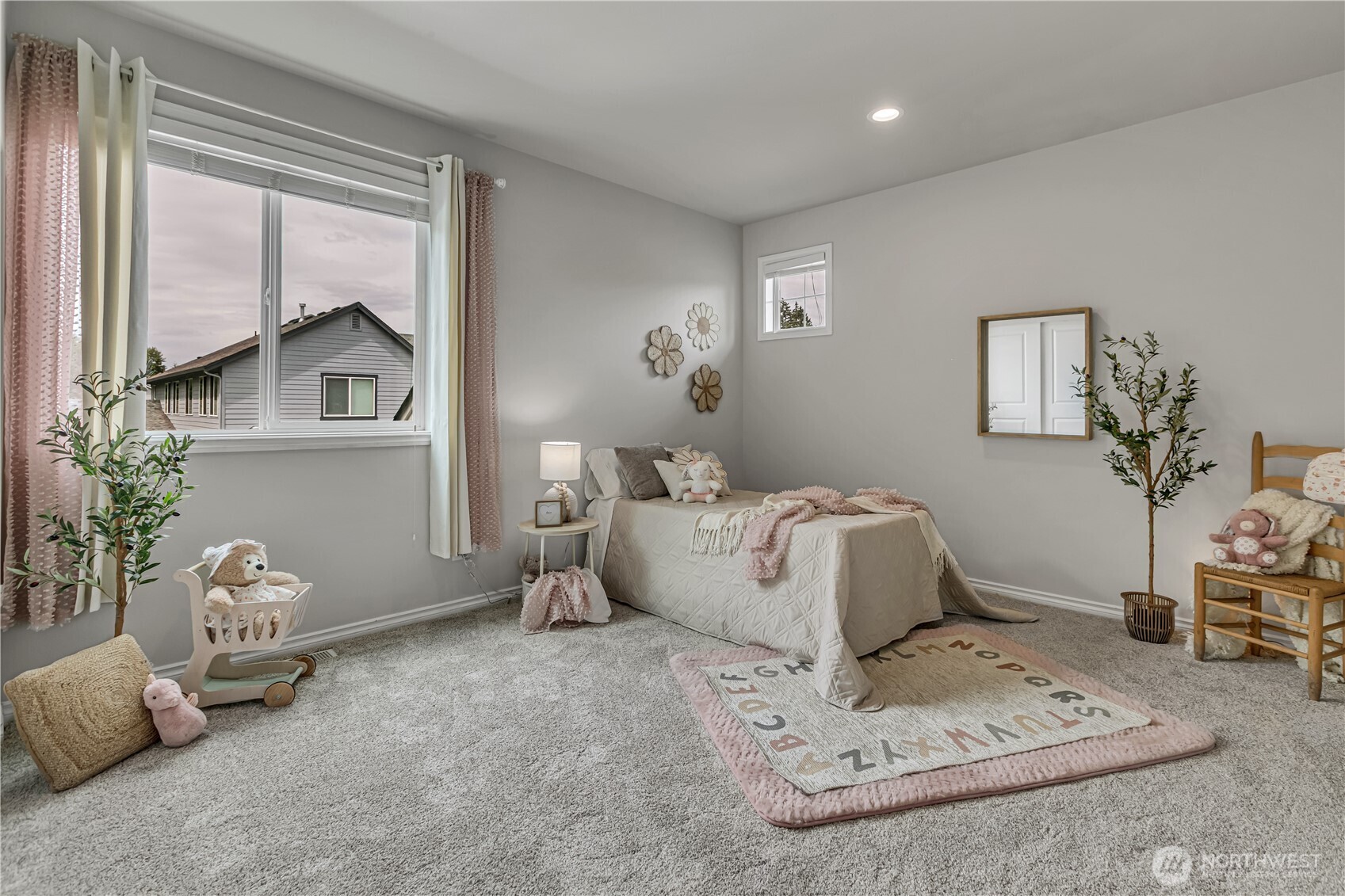 19220 5th Street Property Photo 28
