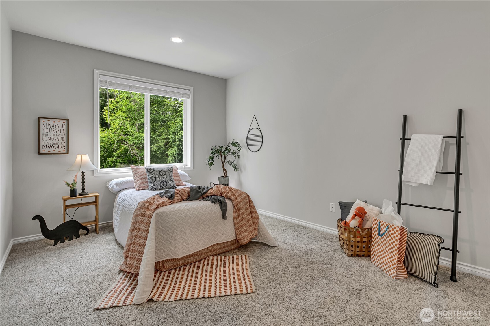 19220 5th Street Property Photo 29