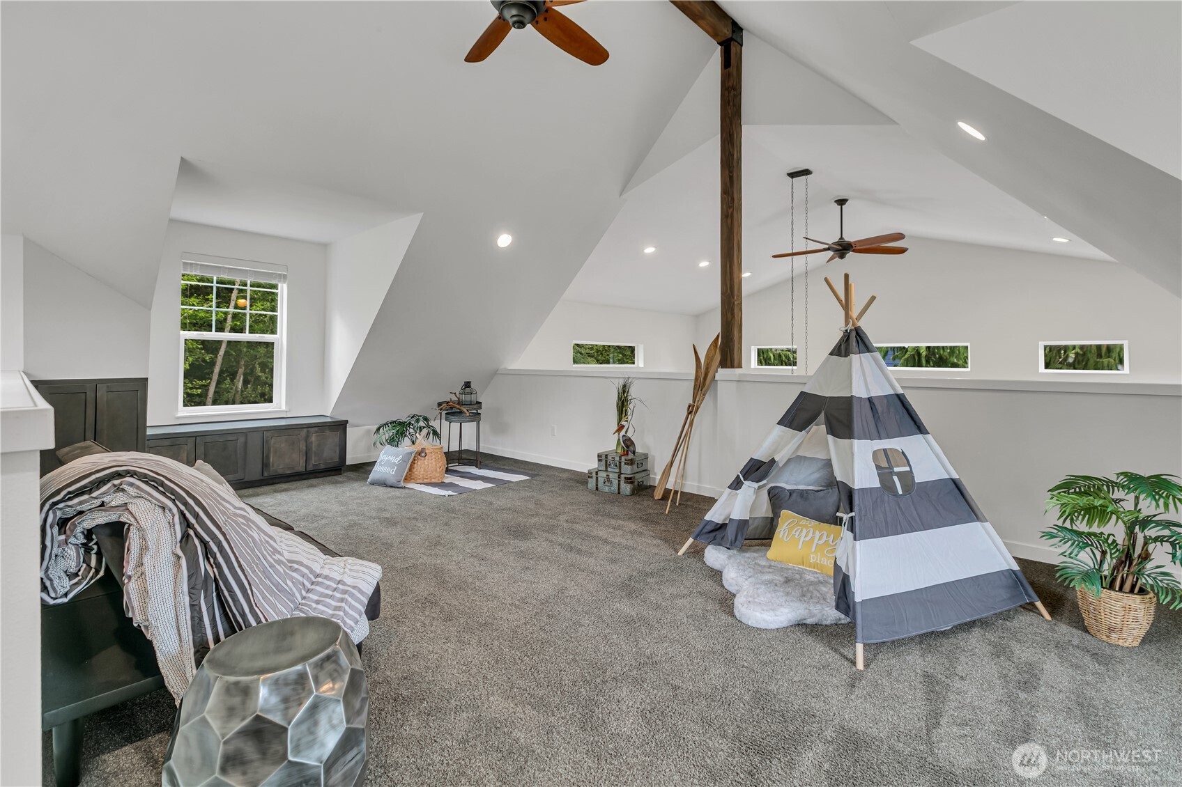 19220 5th Street Property Photo 37