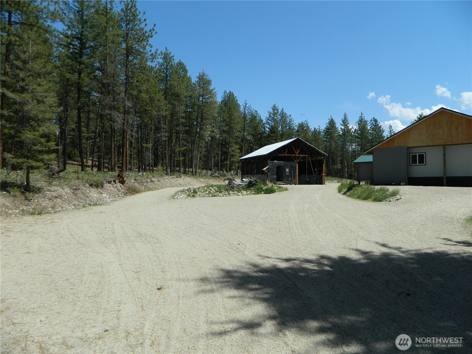 16 Summit Lake Road Property Photo 2