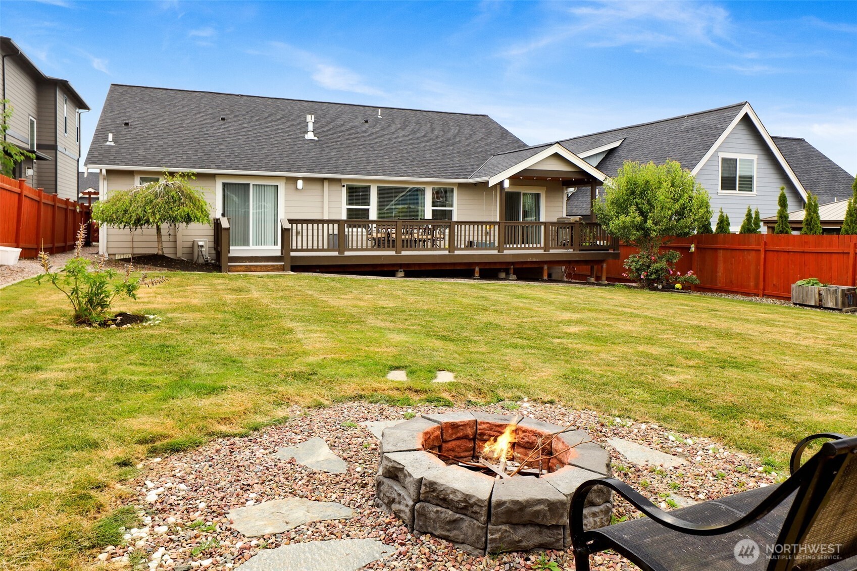 5958 Monument Drive Property Photo 4