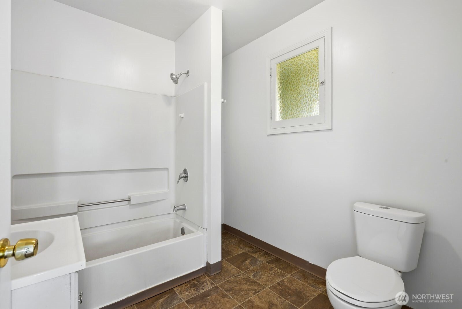 502 W Washington Avenue Property Photo 16